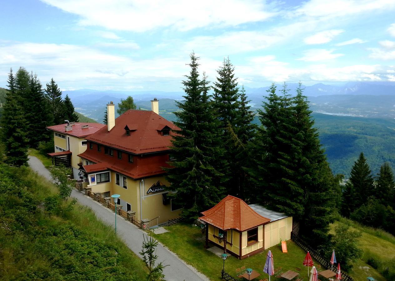 Hotel Alpinum Treffen Exteriér fotografie