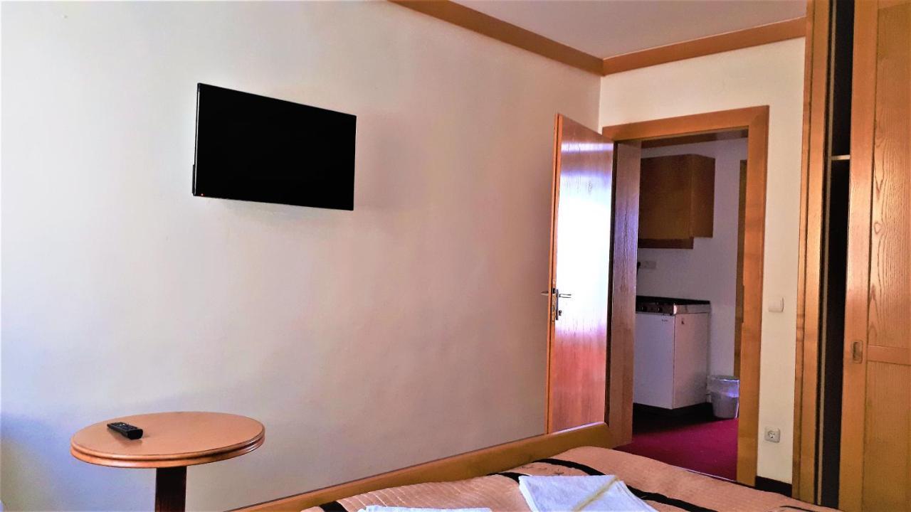 Hotel Alpinum Treffen Exteriér fotografie